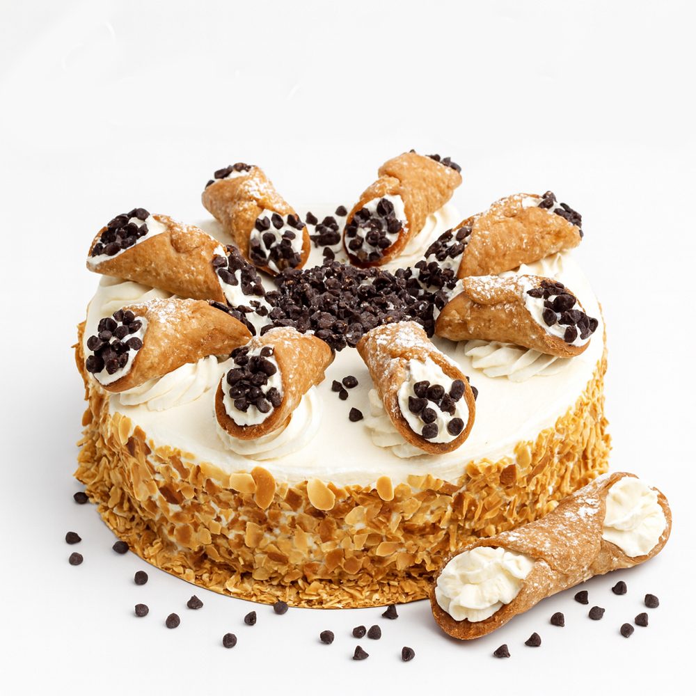 Gâteau-Cannoli-6″-–-Ricotta,-chocolat-&-pistache